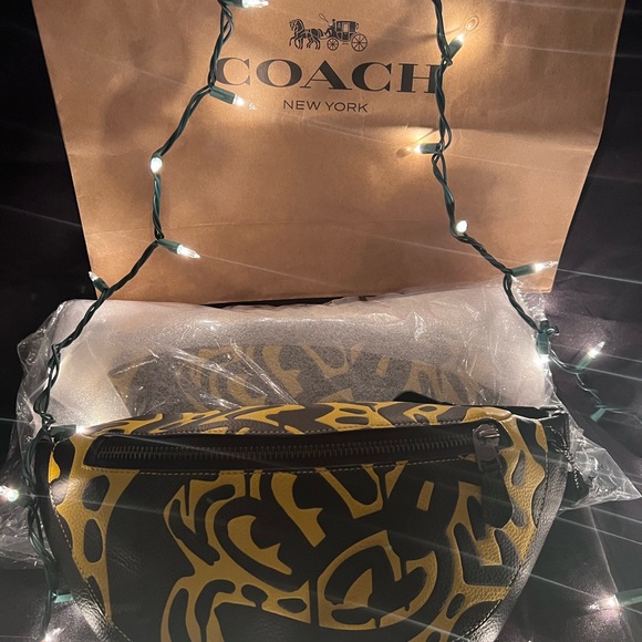 Coach Keith Haring Mickey collection! - Picture 5 of 12